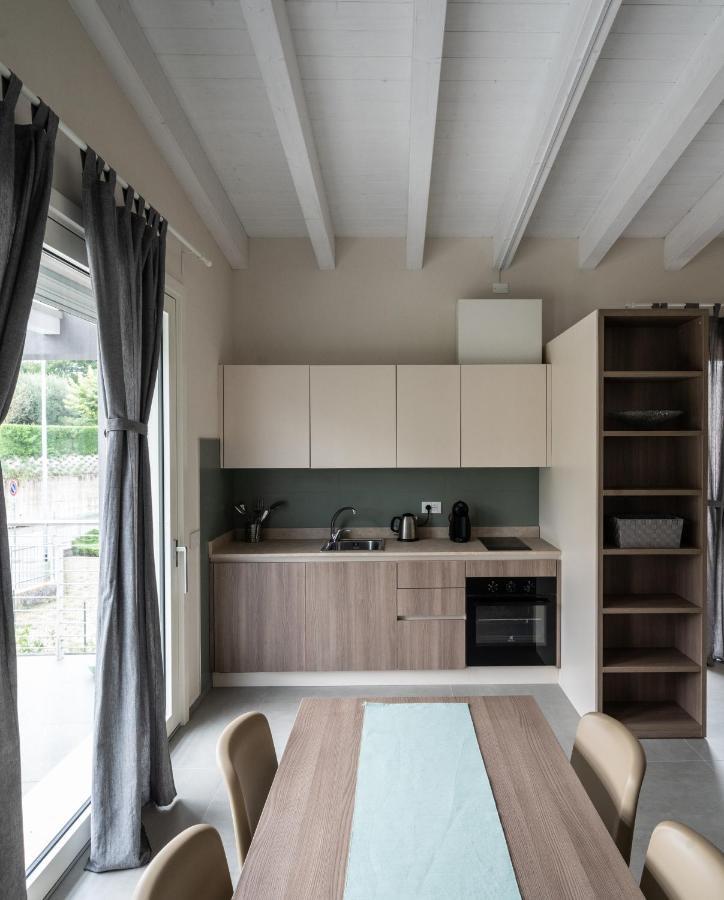 A Casa Di Sabina Hotel Десенцано дел Гарда Екстериор снимка
