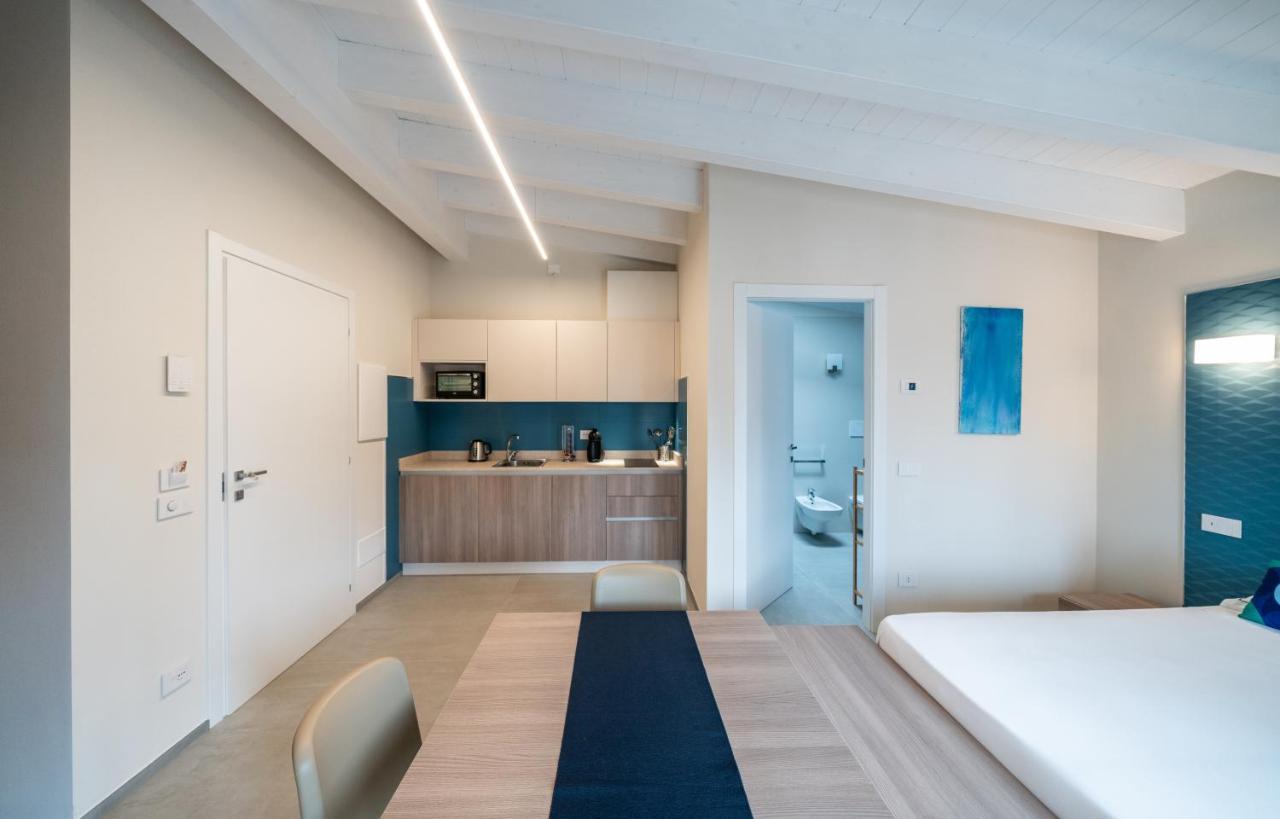A Casa Di Sabina Hotel Десенцано дел Гарда Екстериор снимка